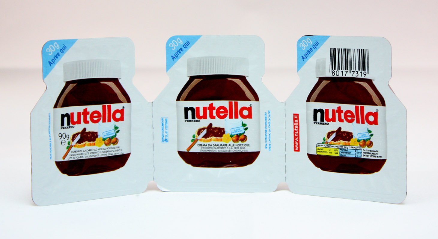 Ferrero Nutella Made in Italy, Giant Jar 5Kg - 11 lb